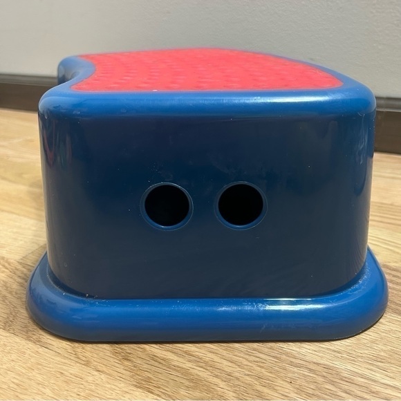 Disney Mickey Mouse Step Stool Kids Red Blue Bathroom Kitchen - Picture 3 of 6